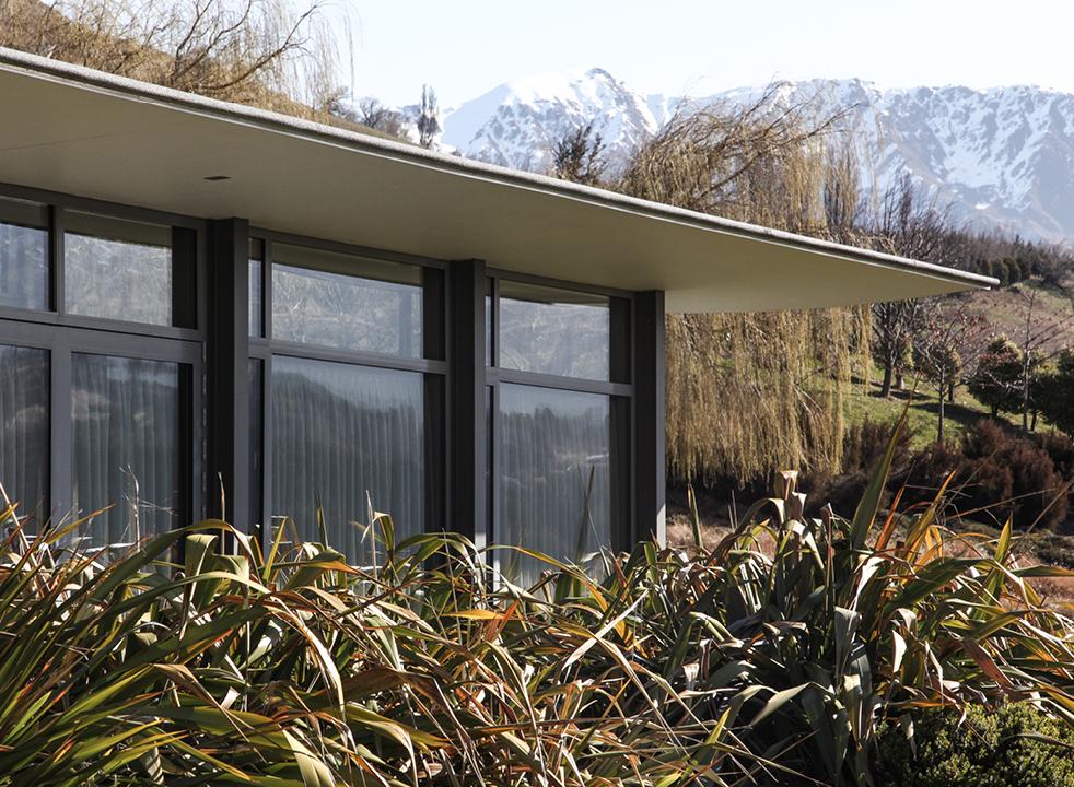 Shotover River Home